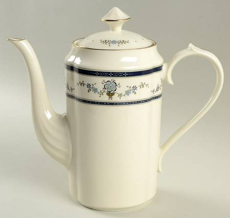 Spring Laurel Coffee Pot & Lid