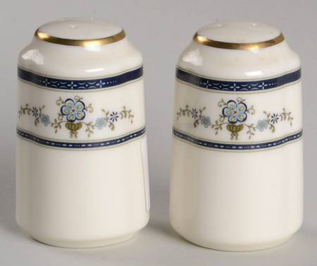 Spring Laurel Salt & Pepper Set