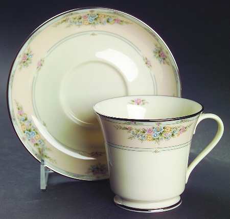 Weddington Footed Cup & Saucer Set