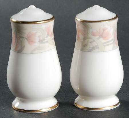 Wingate Salt & Pepper Set