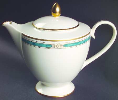 Winfield Coffee Pot & Lid