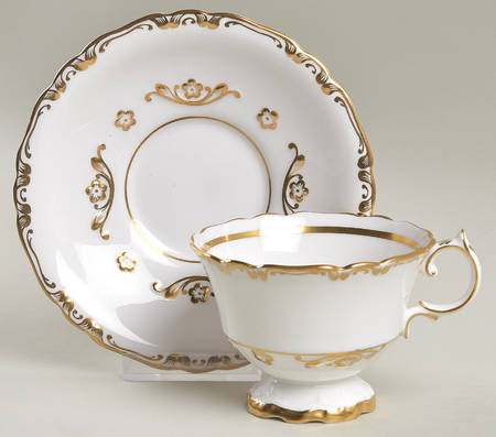 Caron Footed Cup & Saucer Set