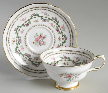 Craigavon Footed Cup & Saucer Set