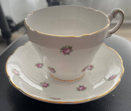 GRO5 Footed Cup & Saucer Set