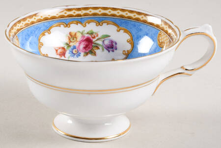 Rosamund Footed Cup