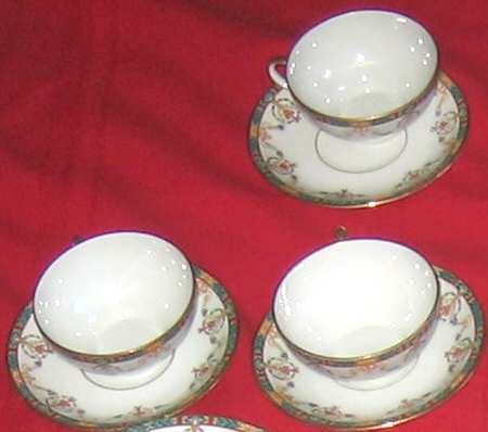 GUE102 Flat Cup & Saucer Set