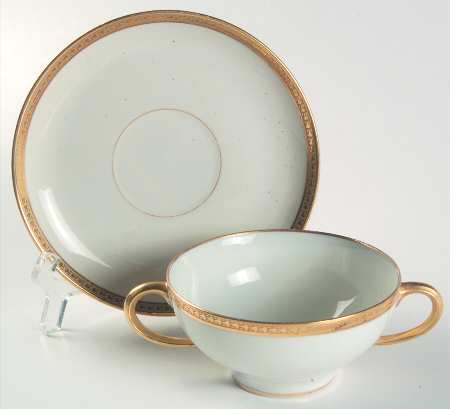 GUE11 Flat Bouillon Cup & Saucer