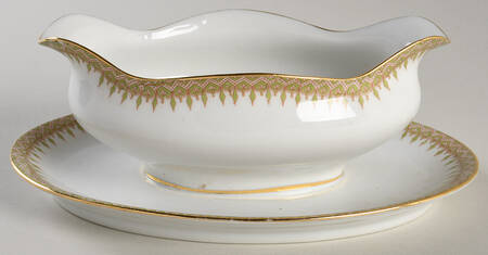 GUE15 Gravy Boat with Attached Underplate