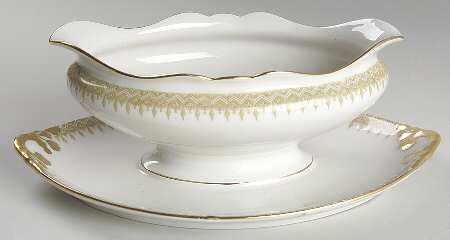GUE15 Gravy Boat with Attached Underplate