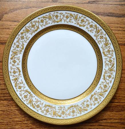 GUE157 Luncheon Plate