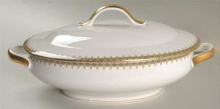 GUE16 Oval Covered Vegetable