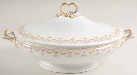 GUE19 Oval Covered Vegetable