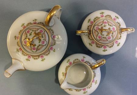 GUE19 Teapot & Lid