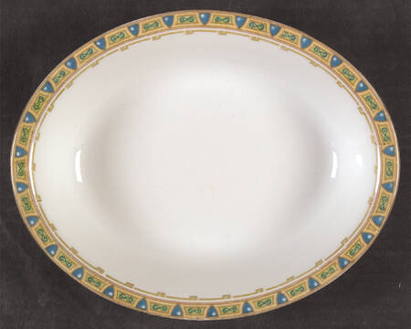 GUE2 9" Oval Vegetable Bowl