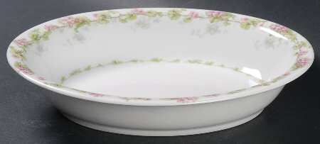 GUE22 8" Oval Vegetable Bowl