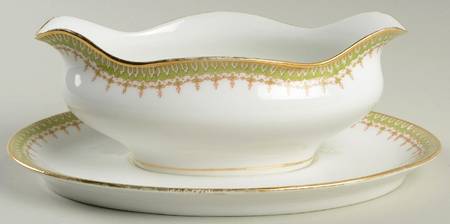GUE4 Gravy Boat & Underplate