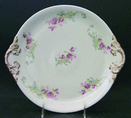 GUE5 Handled Cake Plate