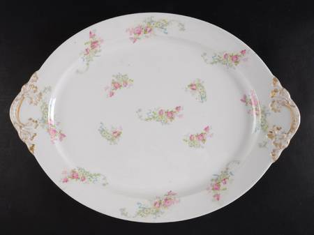 GUE5 18" Oval Serving Platter by WM Guerin