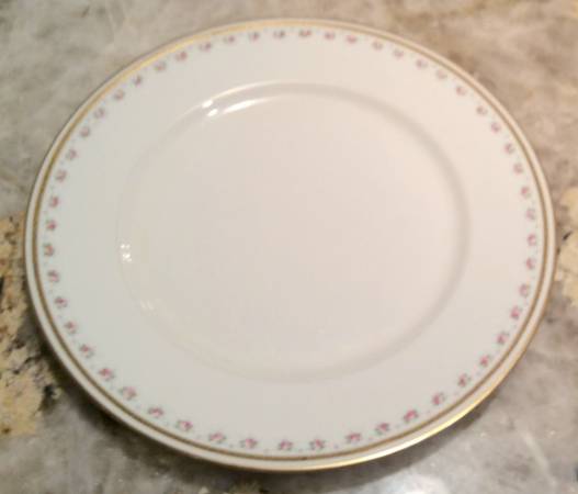 GUE58 Luncheon Plate