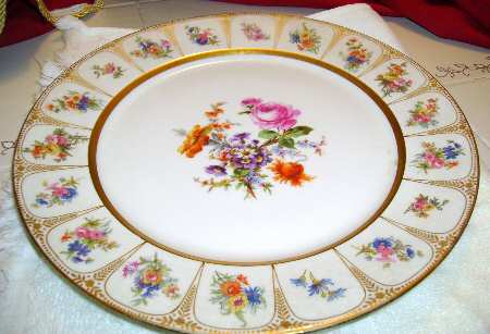 GUE63 Dinner Plate
