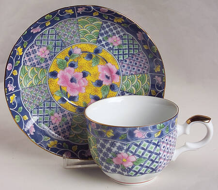 Botan Flat Cup & Saucer Set
