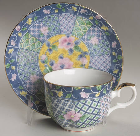 Botan Flat Cup & Saucer Set