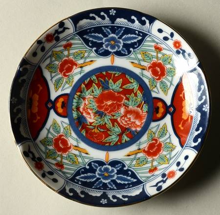 Kiku (Coupe) Saucer for Flat Cup