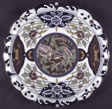 Kiku (Coupe) 12" Chop Plate (Round Platter)