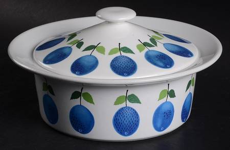 Prunus 1 Qt Round Covered Casserole