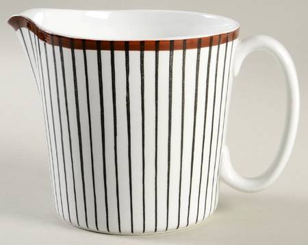 Spisa Ribb 28 Oz Pitcher