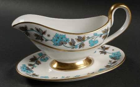 Richmond (Smooth) Gravy Boat with Attached Underplate