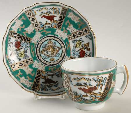 GIM1 Footed Cup & Saucer Set