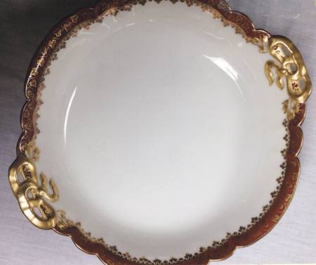 GDA69 Handled Cake Plate