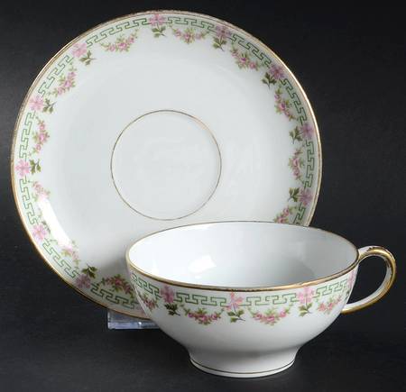 GUE174 Flat Cup & Saucer Set