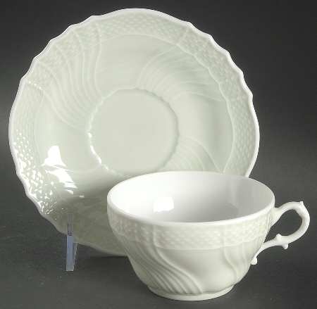 GIN47 Flat Cup & Saucer Set