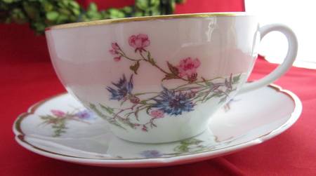 GDA78 Flat Cup & Saucer Set