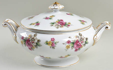 Apple Blossom Round Covered Vegetable