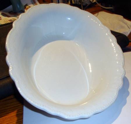 GRI88 9" Round Vegetable Bowl