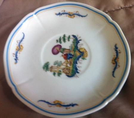 Chinois Saucer