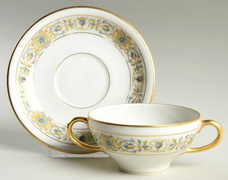 GUE193 Flat Bouillon Cup & Saucer