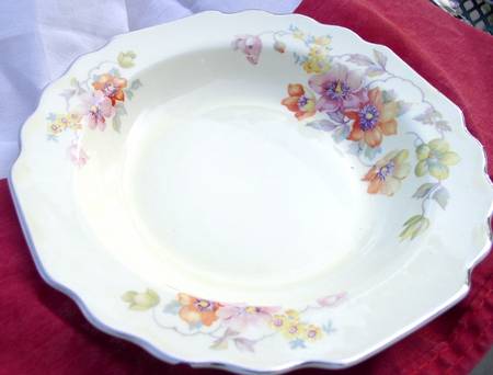 Lady Barr 9" Oval Vegetable Bowl