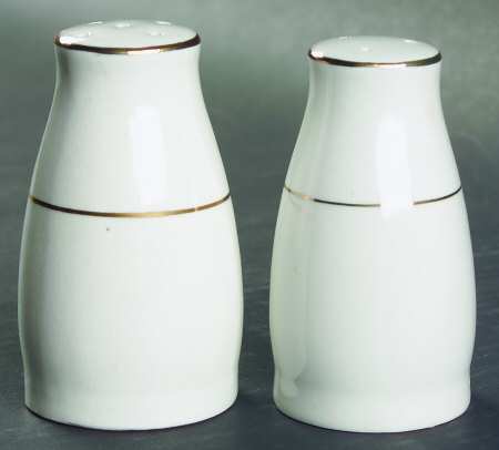 Classic Gold Salt & Pepper Set