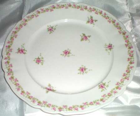 GUE208 Dinner Plate