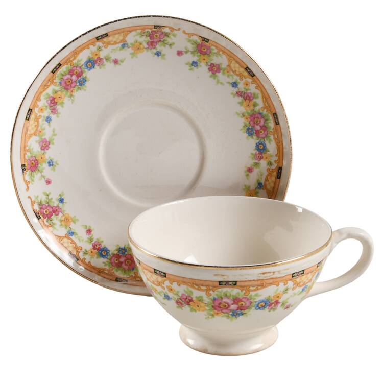 GRG4 Footed Cup & Saucer Set