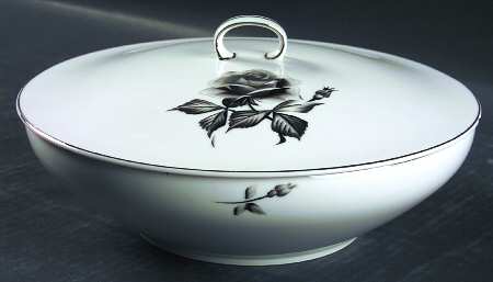 Serenade Round Covered Vegetable