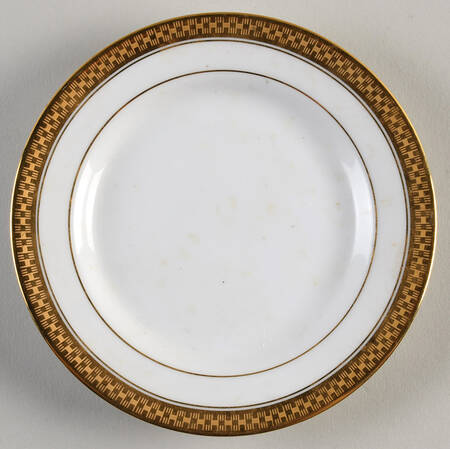 Lineal Salad Plate