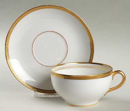 Lineal Flat Cup & Saucer Set