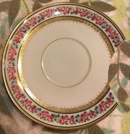 GDA104 Saucer