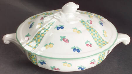 Boboli Gardens Oval Covered Vegetable