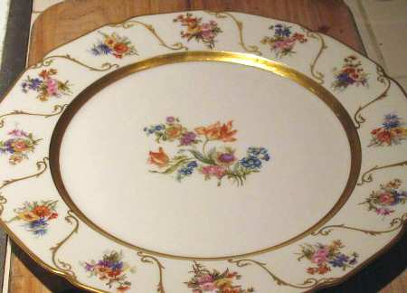 GUE238 Dinner Plate
